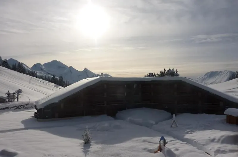 Ski Soleil 108 Manigod